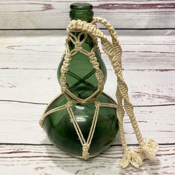 Vintage Macrame Wrap Green Bottle - Picture 1 of 3
